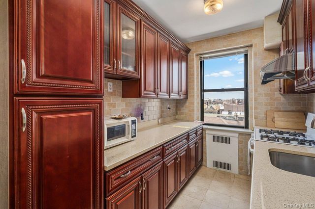 4035 Ithaca Street 5D, Elmhurst, NY 11373