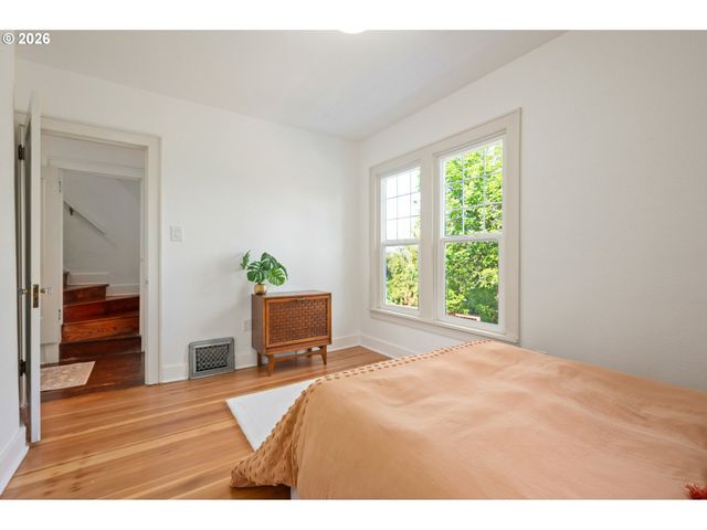 2219 CITY VIEW St, Eugene, OR 97405