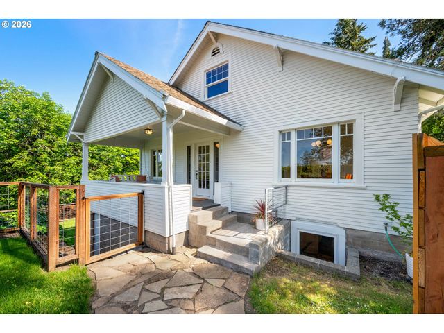 2219 CITY VIEW St, Eugene, OR 97405