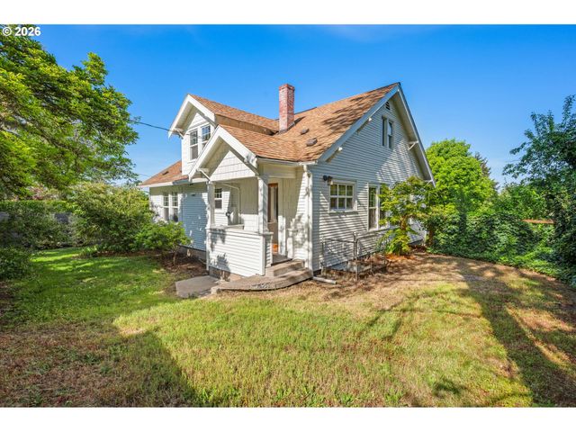 2219 CITY VIEW St, Eugene, OR 97405