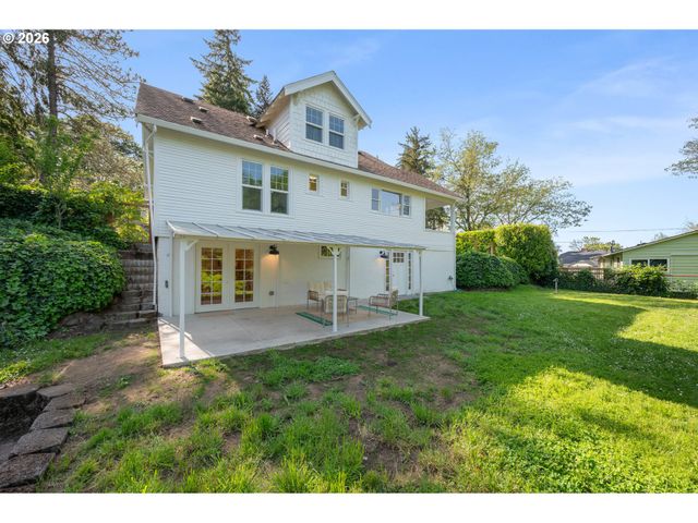 2219 CITY VIEW St, Eugene, OR 97405