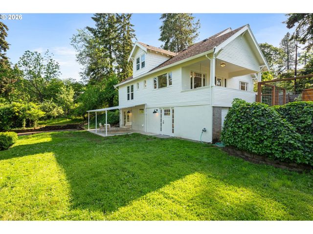 2219 CITY VIEW St, Eugene, OR 97405