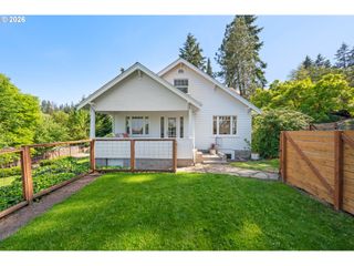 2219 CITY VIEW St, Eugene, OR 97405