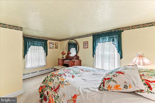 5024 HOMEVILLE, Oxford, PA 19363