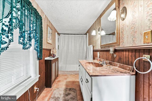 5024 HOMEVILLE, Oxford, PA 19363