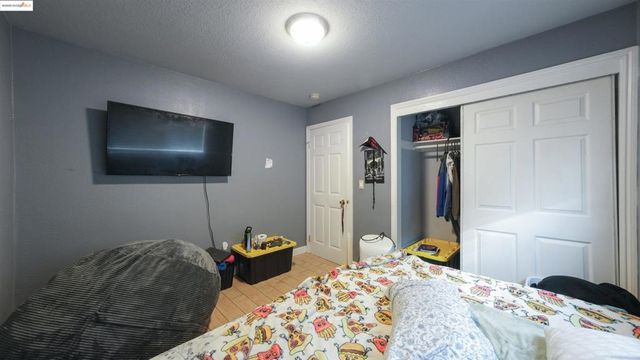 2120 E 22nd St, Oakland, CA 94606