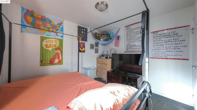 2120 E 22nd St, Oakland, CA 94606