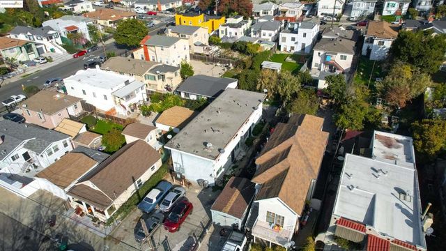 2120 E 22nd St, Oakland, CA 94606