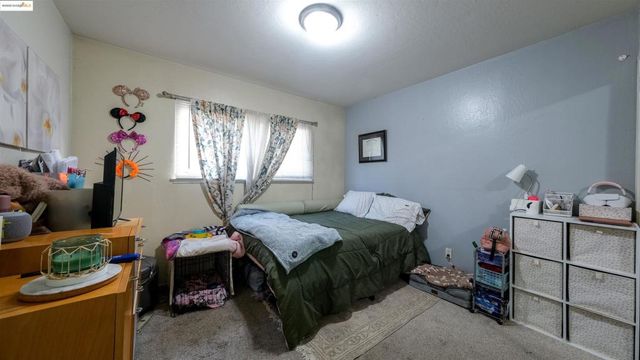 2120 E 22nd St, Oakland, CA 94606