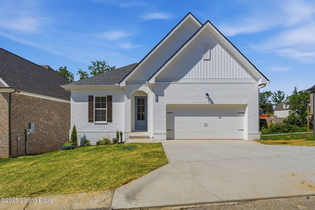 1008 Pinnacle Way, Lawrenceburg, KY 40342
