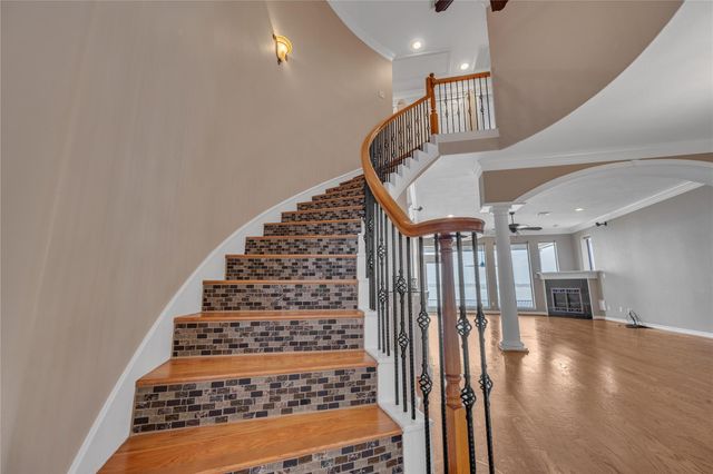 20166 Atascocita Lake Drive, Houston, TX 77346
