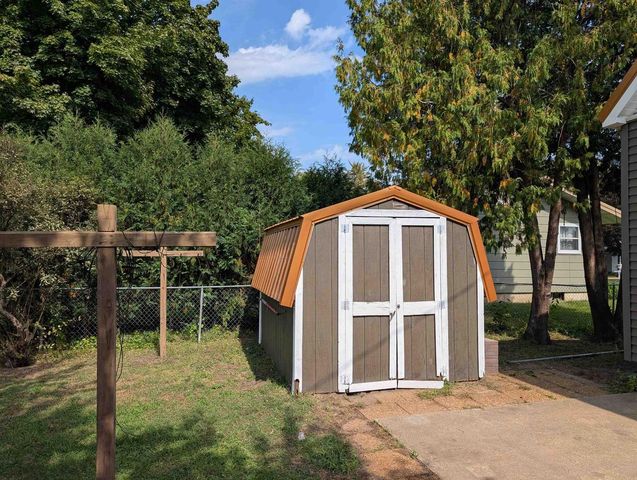 320 Wisconsin Avenue, Boscobel, WI 53805