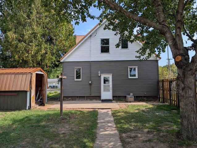 320 Wisconsin Avenue, Boscobel, WI 53805