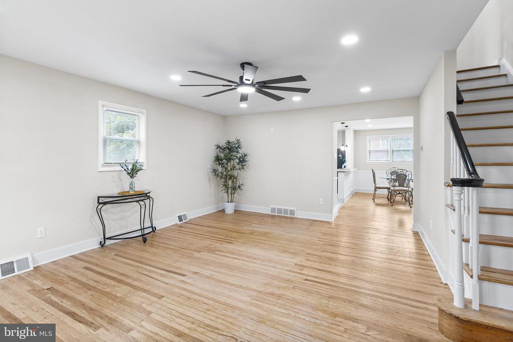 3406 OAK LN, BROOKHAVEN, PA 19015 — photo 2