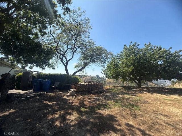 3511 Beverly Glen, Sherman Oaks, CA 91423