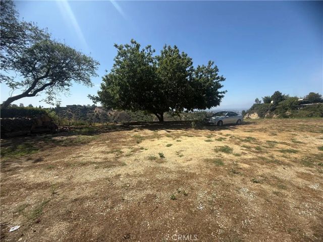 3511 Beverly Glen, Sherman Oaks, CA 91423