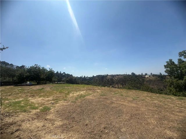 3511 Beverly Glen, Sherman Oaks, CA 91423