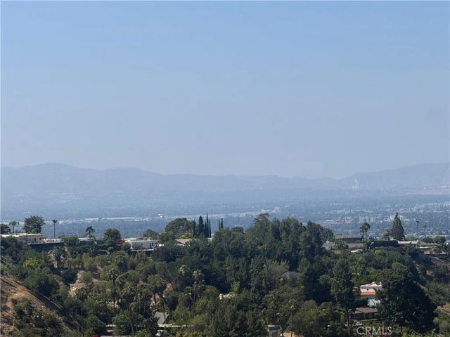 3511 Beverly Glen, Sherman Oaks, CA 91423