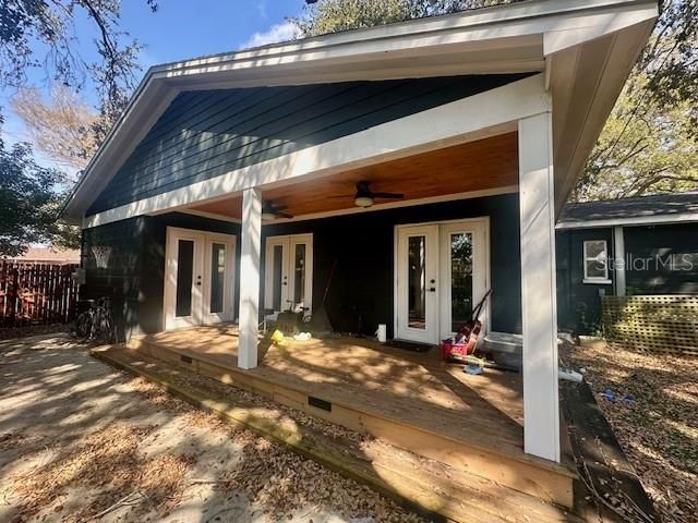 900 46TH AVENUE N, St Petersburg, FL 33703