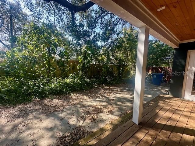 900 46TH AVENUE N, St Petersburg, FL 33703