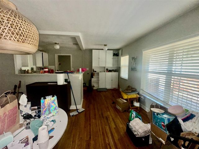 900 46TH AVENUE N, St Petersburg, FL 33703