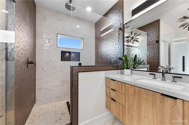 707 Beanka Drive, La Feria, TX 78559