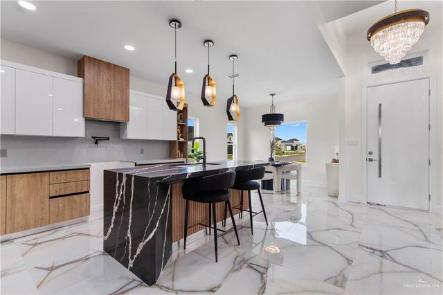 707 Beanka Drive, La Feria, TX 78559