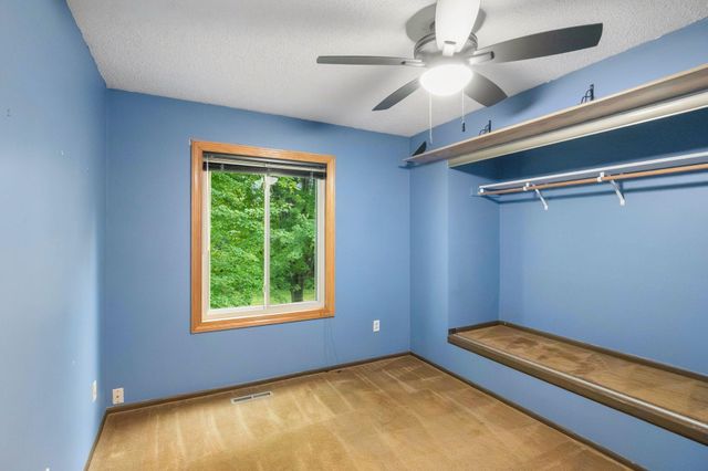13430 Pepperwood Circle, Minnetonka, MN 55305