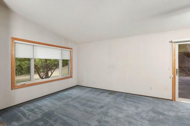 13430 Pepperwood Circle, Minnetonka, MN 55305