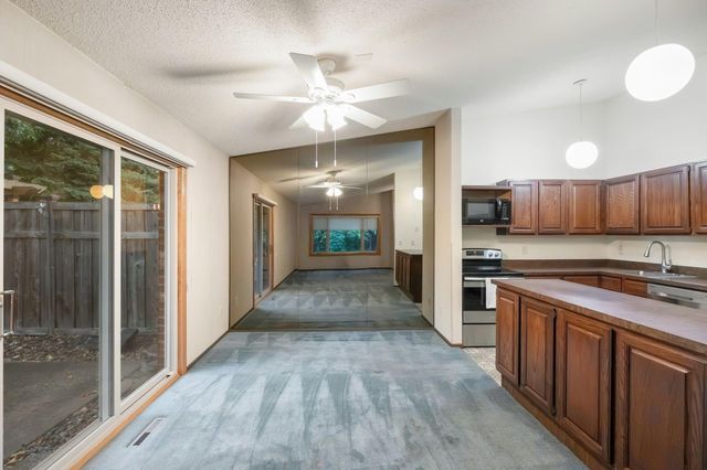 13430 Pepperwood Circle, Minnetonka, MN 55305