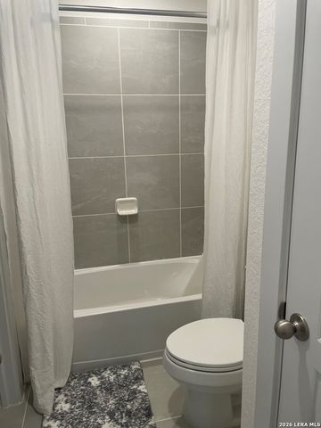 216 Buttercup Alley, San Antonio, TX 78253