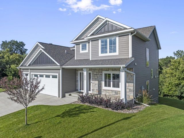 2098 Hagen Lane SW, Rochester, MN 55902