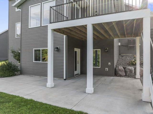 2098 Hagen Lane SW, Rochester, MN 55902