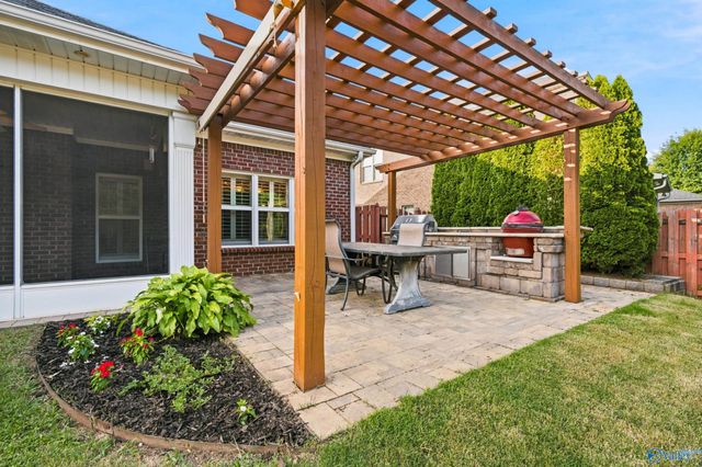 15112 Lakeside Trail, Huntsville, AL 35803