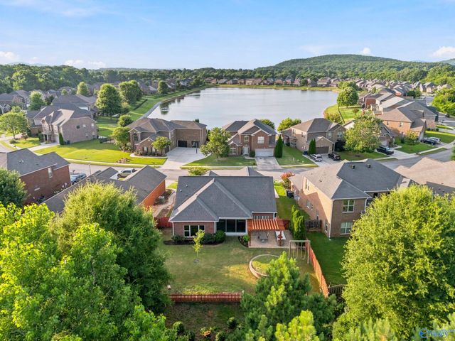 15112 Lakeside Trail, Huntsville, AL 35803