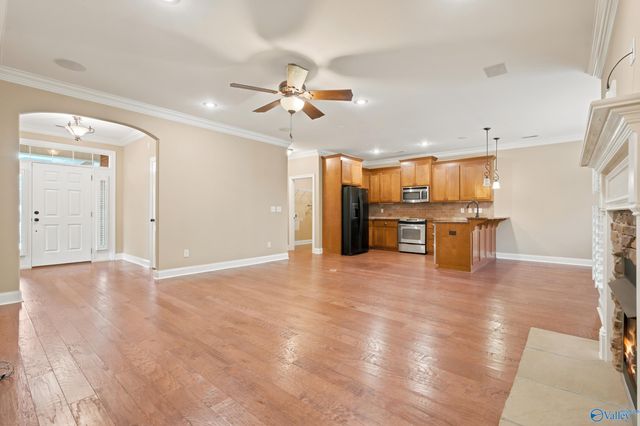 15112 Lakeside Trail, Huntsville, AL 35803