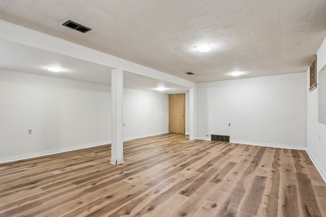 226 Latrobe Avenue, Northfield, IL 60093