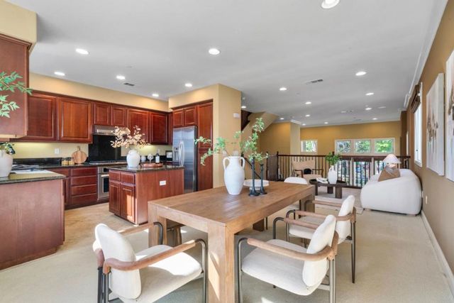 414 Tasman Drive, Sunnyvale, CA 94089