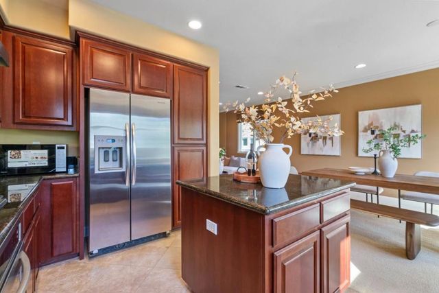 414 Tasman Drive, Sunnyvale, CA 94089