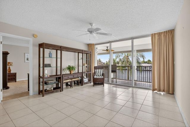 985 SE 19 Avenue 204, Deerfield Beach, FL 33441