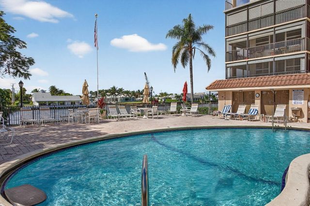 985 SE 19 Avenue 204, Deerfield Beach, FL 33441