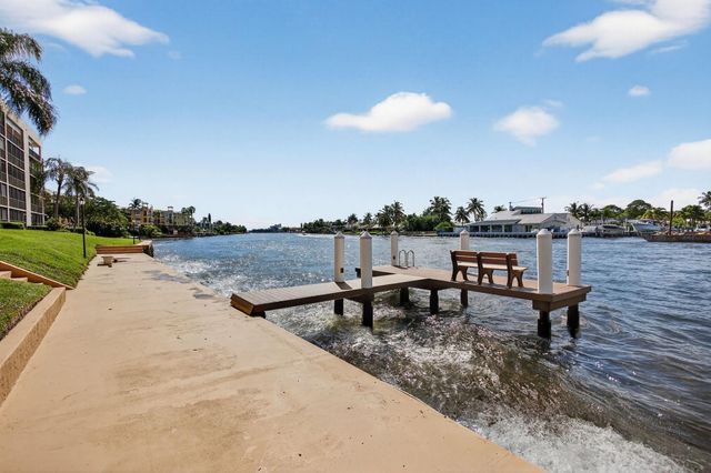 985 SE 19 Avenue 204, Deerfield Beach, FL 33441