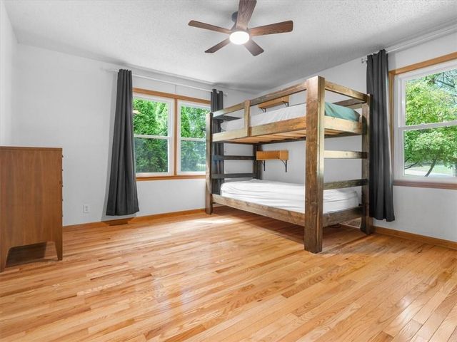 2 Eastwood Drive, St Joseph, MO 64506