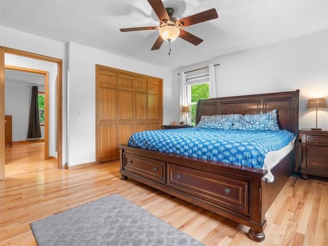 2 Eastwood Drive, St Joseph, MO 64506