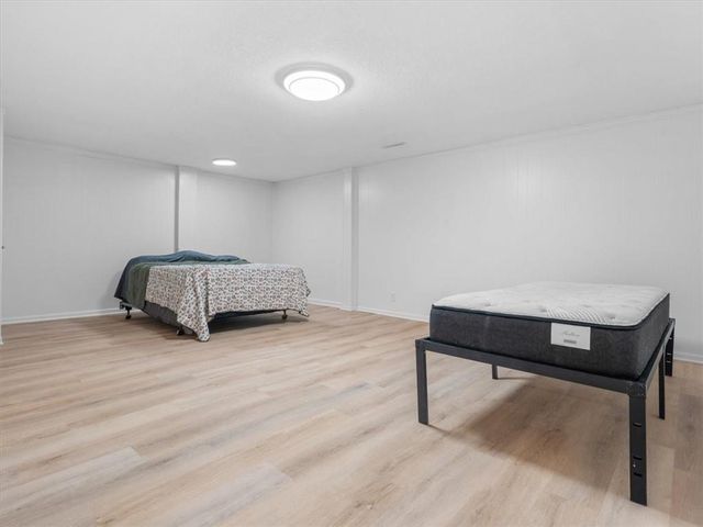 2 Eastwood Drive, St Joseph, MO 64506