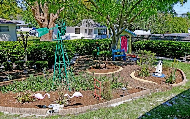 204 S Davis Street, Beverly Hills, FL 34465