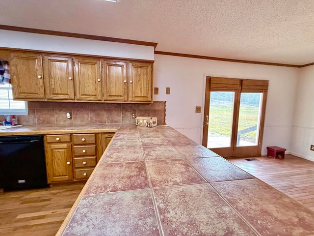 6824 County Road 75, Bridgeport, AL 35740