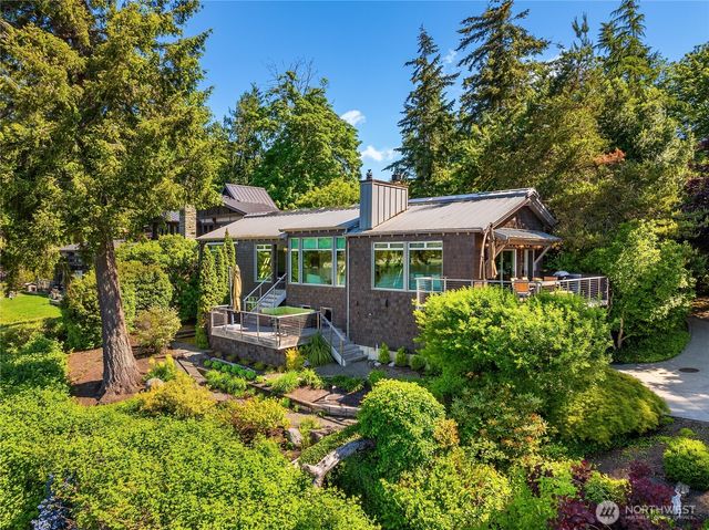 16221 Reitan Road NE, Bainbridge Island, WA 98110