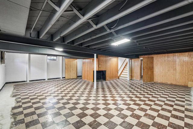 3316 S 60th STREET, Milwaukee, WI 53219