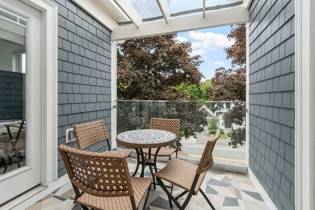 73 Martin St, Essex, MA 01929